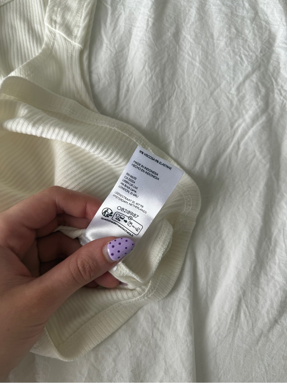 URBAN OUTFITTERS BDG Ribbed White Tank Top Square Neck Slim Form Fitting Sz M - Picture 6 of 6